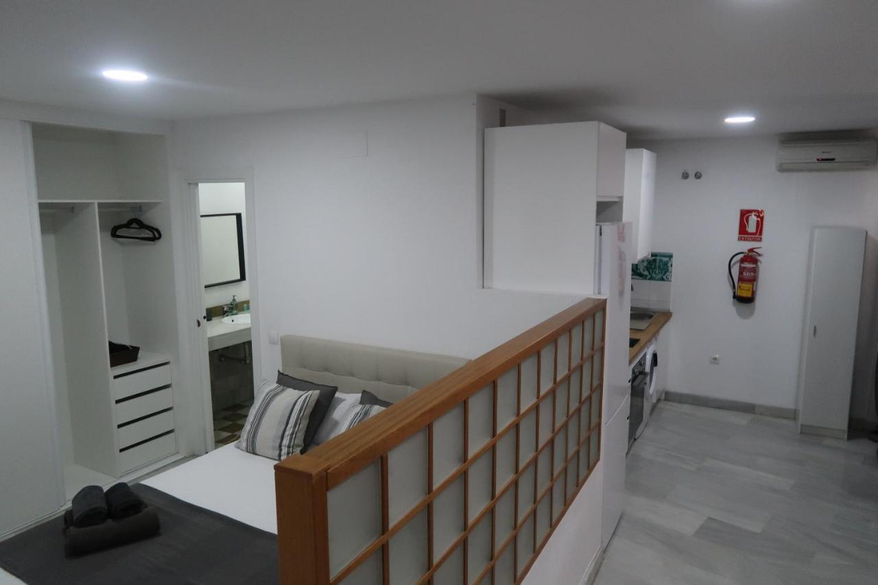 J & E Malaga Center Apartamentos المظهر الخارجي الصورة