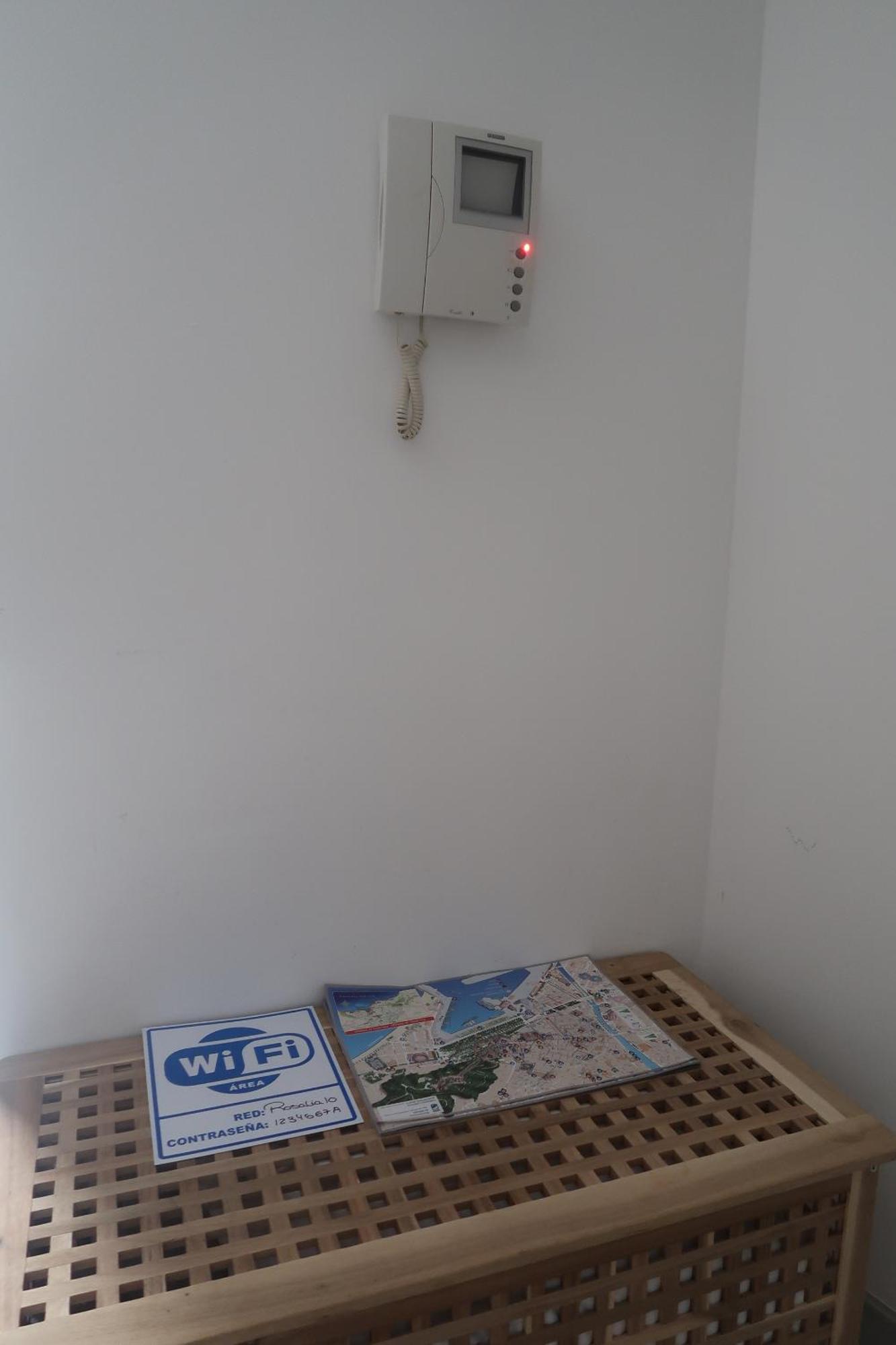J & E Malaga Center Apartamentos المظهر الخارجي الصورة